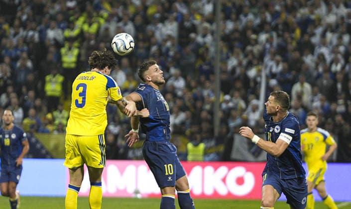 Bosnia and Herzegovina v Sweden - UEFA Nations League ZENICA, BOSNIA AND HERZEGOVINA - OCTOBER 02: Players of Bosnia and Herzegovina and Sweden in action during the UEFA Nations League Group B4 soccer match between Bosnia and Herzegovina and Sweden at the Kamberovica polje Stadium (Bilino Polje Stadium) in Zenica, Bosnia and Herzegovina on October 02, 2026. Samir Jordamovic Anadolu Sarajevo Bosnia and Herzegovina. Editorial use only. Please get in touch for any other usage.  Copyright: x2026xAnadoluxSamirxJordamovicx