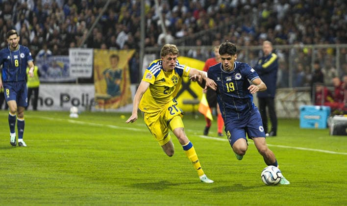 Bosnia and Herzegovina v Sweden - UEFA Nations League ZENICA, BOSNIA AND HERZEGOVINA - OCTOBER 02: Players of Bosnia and Herzegovina and Sweden in action during the UEFA Nations League Group B4 soccer match between Bosnia and Herzegovina and Sweden at the Kamberovica polje Stadium (Bilino Polje Stadium) in Zenica, Bosnia and Herzegovina on October 02, 2026. Samir Jordamovic Anadolu Sarajevo Bosnia and Herzegovina. Editorial use only. Please get in touch for any other usage.  Copyright: x2026xAnadoluxSamirxJordamovicx