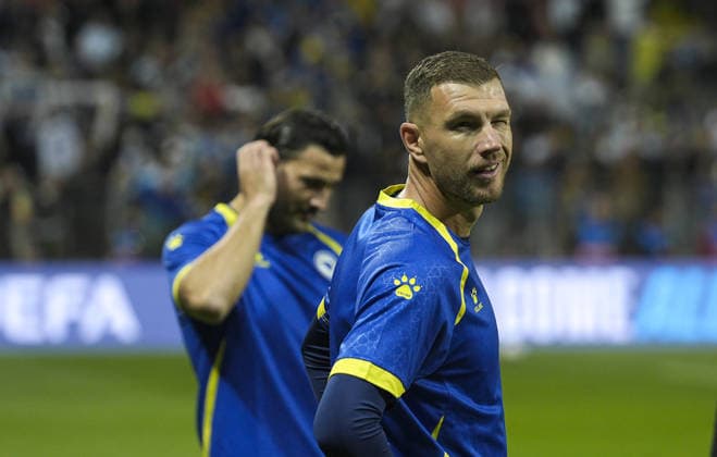 Bosnia and Herzegovina v Sweden - UEFA Nations League ZENICA, BOSNIA AND HERZEGOVINA - OCTOBER 02: Edin Dzeko (11) of Bosnia and Herzegovina gestures during the UEFA Nations League Group B4 soccer match between Bosnia and Herzegovina and Sweden at the Kamberovica polje Stadium (Bilino Polje Stadium) in Zenica, Bosnia and Herzegovina on October 02, 2026. Samir Jordamovic Anadolu Sarajevo Bosnia and Herzegovina. Editorial use only. Please get in touch for any other usage.  Copyright: x2026xAnadoluxSamirxJordamovicx