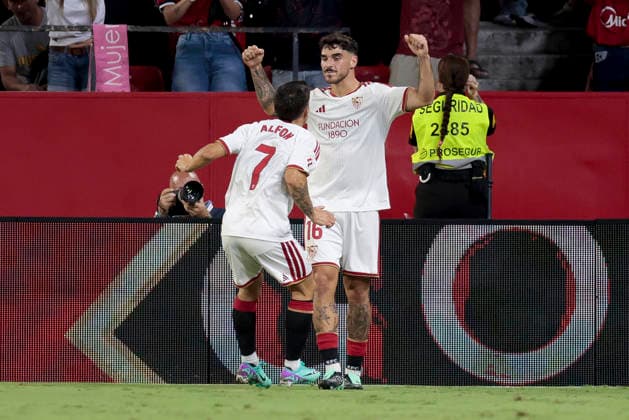 Sevilla FC v Aston Villa - Friendly Match Isaac Romero of Sevilla FC celebrates a goal during the XV Antonio Puerta Trophy match between Sevilla FC and Aston Villa at Ramon Sanchez Pizjuan in Seville, Spain, on October 2, 2026. Seville Spain  Copyright: xJosexLuisxContrerasx originalFilename:joseluiscontreras-sevillaf261002_npIua.jpg