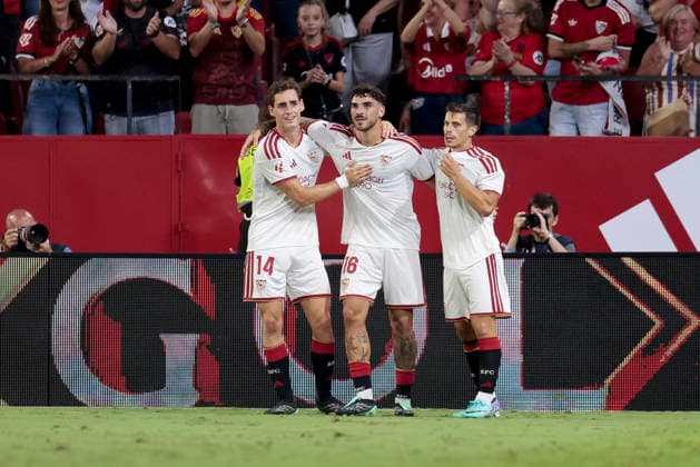 Sevilla FC v Aston Villa - Friendly Match Isaac Romero of Sevilla FC celebrates a goal during the XV Antonio Puerta Trophy match between Sevilla FC and Aston Villa at Ramon Sanchez Pizjuan in Seville, Spain, on October 2, 2026. Seville Spain  Copyright: xJosexLuisxContrerasx originalFilename:joseluiscontreras-sevillaf261002_npRCH.jpg