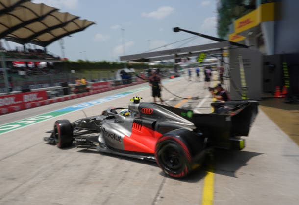 03.10.2026, Sepang International Circuit, Kuala Lumpur, 2026 Formula 1 Gulf Air Bahrain Grand Prix , Gabriel Bortoleto (BRA), Audi Revolut F1 Team (Photo by Hasan Bratic DeFodi Images) -
