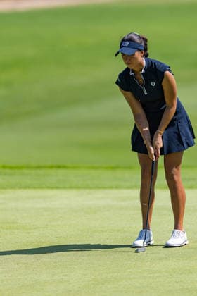 October 2, 2026, Honolulu, Hawaii, USA: YANA WILSON reads the green at the 10th hole during Round 2 of the 2026 Lotte Championship at Hoakalei Country Club, Ewa Beach, Hawaii, USA. Honolulu USA - ZUMAm310 20261002_zsp_m310_019 Copyright: xElliotxMilesx