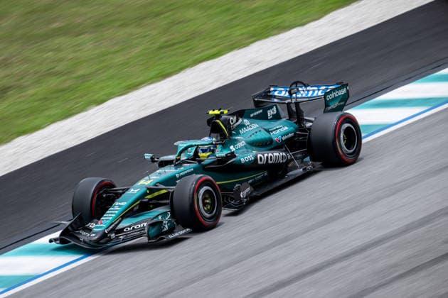 F1 - BAHRAIN GRAND PRIX IN MALAYSIA 2026 14 ALONSO Fernando (spa), Aston Martin F1 Team AMR26, action during the 2026 Formula 1 Bahrain Grand Prix in Malaysia, 16th round of the 2026 Formula One World Championship, WM, Weltmeisterschaft from October 2 to 4, 2026 on the Sepang International Circuit, in Sepang, Malaysia - SepangMalaysia  Copyright: xALBERTOxVIMERCATIx