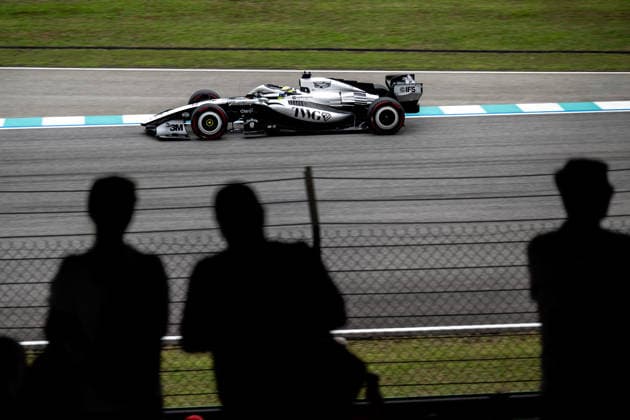 F1 - BAHRAIN GRAND PRIX IN MALAYSIA 2026 11 PEREZ Sergio (mex), Cadillac F1 Team MAC-26, action during the 2026 Formula 1 Bahrain Grand Prix in Malaysia, 16th round of the 2026 Formula One World Championship, WM, Weltmeisterschaft from October 2 to 4, 2026 on the Sepang International Circuit, in Sepang, Malaysia - SepangMalaysia  Copyright: xALBERTOxVIMERCATIx
