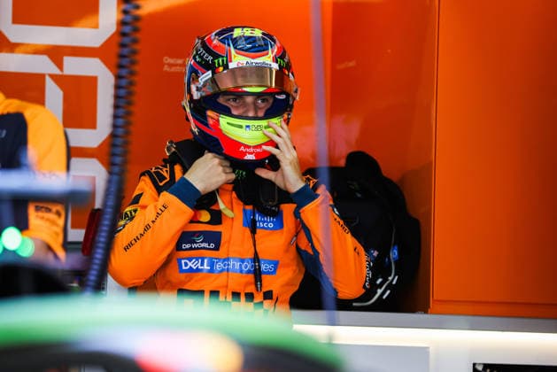 F1 - BAHRAIN GRAND PRIX IN MALAYSIA 2026 PIASTRI Oscar (aus), McLaren F1 Team MCL40, portrait during the 2026 Formula 1 Bahrain Grand Prix in Malaysia, 16th round of the 2026 Formula One World Championship, WM, Weltmeisterschaft from October 2 to 4, 2026 on the Sepang International Circuit, in Sepang, Malaysia - SepangMalaysia  Copyright: xANTONINxVINCENTx
