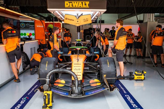 Motors - Formula 1 Photo by IPA ABACAPRESS.COM89248951 - The McLaren Mastercard F1 Team during Saturday s practice sessions at the 2026 Formula 1 Gulf Air Bahrain Grand Prix in Malaysia at the Sepang International Circuit in Sepang, Malaysia. Round 16 of 23 in the 2026 FIA Formula One World Championship, WM, Weltmeisterschaft held October 2–4, 2026. The race was moved from Bahrain to Malaysia and held at the Sepang International Circuit during the 2026 Bahrain Grand Prix in Malaysia, part of the Formula 1 Championship, on October 3, 2026.  Copyright: xIPAxSport ABACAx