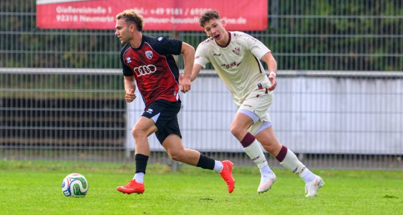 03.10.2026 - Fussball Amateurfussball - Saison 2026 2027 - Bayernliga??? 13. Spieltag: ASV Neumarkt - FC Ingolstadt 04 2 FCI ???- - xwoxzix - Vincent Straßer (17, FC Ingolstadt 2 ) Marlon Misetic (5, ASV Neumarkt )