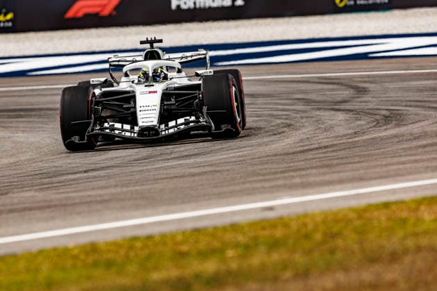 RECORD DATE NOT STATED 3rd October 2026; Sepang IC, Kuala Lumpur, Malaysia; Formula 1, Bahrain Grand Prix, Qualifying Day; Sergio Perez (11) of Mexico and Cadillac Formula 1 Team during Free Practice 3 at the Bahrain Grand Prix StephenxBlackberry
