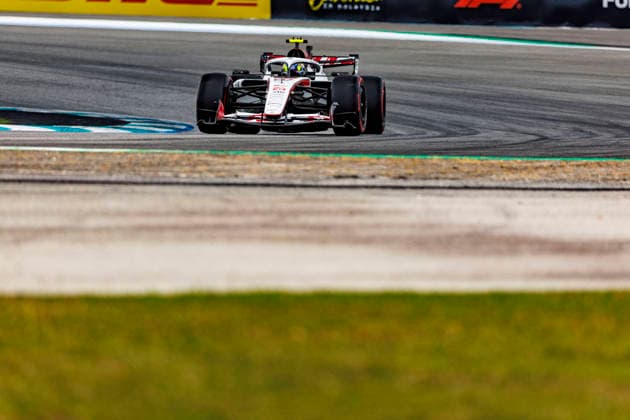 RECORD DATE NOT STATED 3rd October 2026; Sepang IC, Kuala Lumpur, Malaysia; Formula 1, Bahrain Grand Prix, Qualifying Day; Oliver Bearman (87) of Great Britain and TGR Haas F1 Team during Free Practice 3 at the Bahrain Grand Prix StephenxBlackberry
