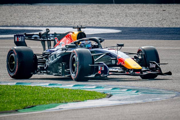 3rd October 2026; Sepang IC, Kuala Lumpur, Malaysia; Formula 1, Bahrain Grand Prix, Qualifying Day; Max Verstappen (3) of the Netherlands and Oracle Red Bull Racing gets the pole position for Sunday DavidxAsh