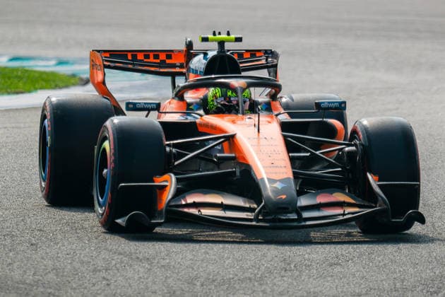 3rd October 2026; Sepang IC, Kuala Lumpur, Malaysia; Formula 1, Bahrain Grand Prix, Qualifying Day; Lando Norris (1) of Great Britain and McLaren Mastercard F1 Team DavidxAsh