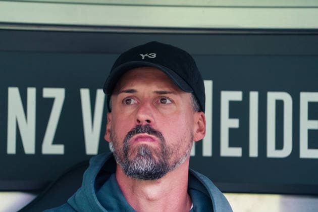 Deutschland: Fussball Testspiel Vereine 2026 2027, Freundschaftsspiel - Hannover 96 vs SC Verl - Heinz von Heiden Arena (Hannover): Portraitfoto, Portrait, Einzelaufnahme, Porträt Sandro Wagner (Trainer Hannover 96) Hannover Copyright: xAymanxAlahmedx