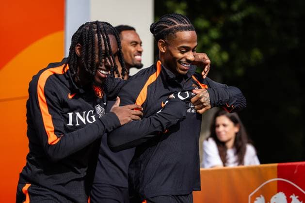 ZEIST - (lr) Jeremie Frimpong and Crysencio Summerville during a training session in preparation for the Nations League match against Serbia. SONNY LENSEN ANP xVIxANPxSportx xxANPxIVx 571375364 originalFilename: 571375364.jpg