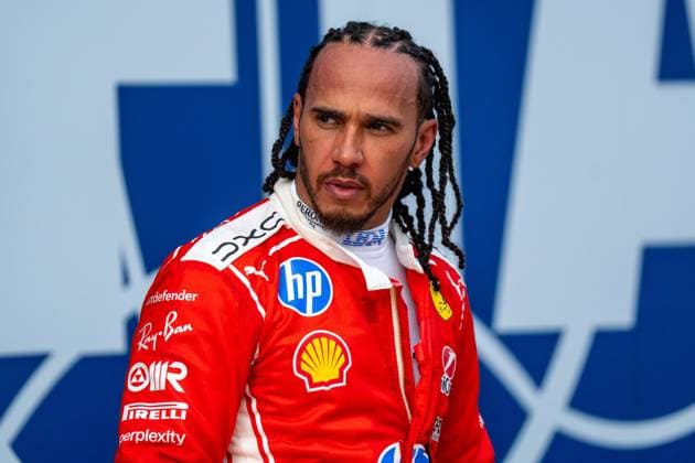 F1 2026: (Qualifying) Bahrein Grand Prix in Malaysia, Kuala Lumpur 03 Oct 2026 Lewis Hamilton (GBR) (Scuderia Ferrari HP) in parc fermé after qualifying of the Formula 1 Bahrain Grand Prix In Malaysia 2026 at the Sepang International Circuit. Kuala Lumpur Malaysia Copyright: xLucaxMartinix xSOPAxImagesx Luca-Martini-1455981