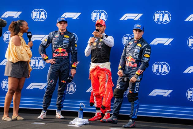 2026 Malaysian GP - Sepang Circuit - Pilots LEWIS HAMILTON 44 (GBR) of Scuderia Ferrari HP (Ferrari SF-26) MAX VERSTAPPEN 1 (NED) of Oracle Red Bull Racing (Red Bull Racing RB22) and ISACK HADJAR 6 (FRA) of Oracle Red Bull Racing (Red Bull Racing RB22) after qualifying top 3 on Saturday during the 2026 Formula 1 Gulf Air Bahrain Grand Prix in Malaysia at Sepang International Circuit in Kuala Lumpur, Malaysia, on October 3, 2026. Photo by Antoine Lapeyre Reveries Agency ABACAPRESS.COM Kuala Lumpur Malaysia  Copyright: xAntoinexLapeyre ReveriesxAgency ABACAx