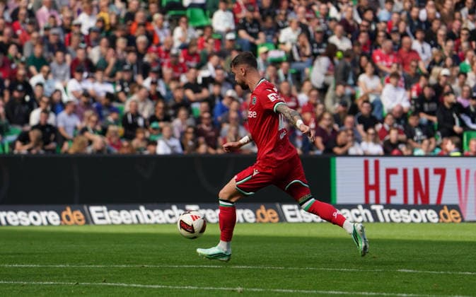 Deutschland: Fussball Testspiel Vereine 2026 2027, Freundschaftsspiel - Hannover 96 vs SC Verl - Heinz von Heiden Arena (Hannover): Torchance Marcel Hartel (Hannover 96, 10) Copyright: xAymanxAlahmedx