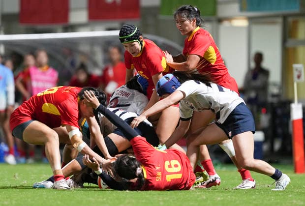 (261003) -- NAGOYA, Oct. 3, 2026 -- Players compete during the women s gold medal match of rugby sevens between China and Japan at the 20th Asian Games Aichi-Nagoya 2026 in Nagoya, Japan, Oct. 3, 2026. ) (SP)JAPAN-NAGOYA-ASIAN GAMES-RUGBY SEVENS-WOMEN ZhangxHaobo 