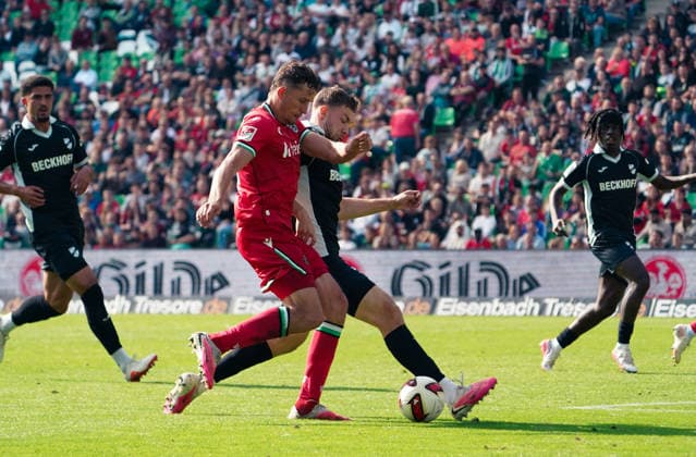 Deutschland: Fussball Testspiel Vereine 2026 2027, Freundschaftsspiel - Hannover 96 vs SC Verl - Heinz von Heiden Arena (Hannover): Torchance Benedikt Pichler (Hannover 96, 11) Copyright: xAymanxAlahmedx