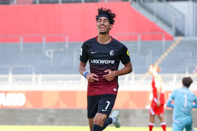 03.10.2026, xusrbx, Fussball Regionalliga Suedwest, FSV Mainz 05 U23 - SC Freiburg II v.l. Krish Raweri (SC Freiburg II, 7), macht das Tor zum 1:0 in der 17. Spielminute, Torjubel, Mainz
