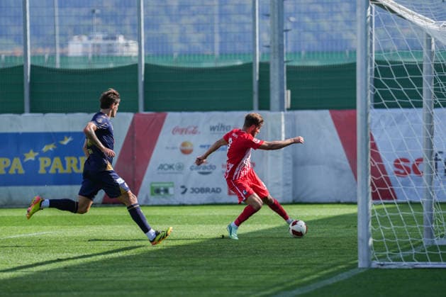 Testspiel: SC Freiburg vs FC Luzern, 03.10.2026 Lucas Höler (SC Freiburg, 9) bei seinem Tor zum 4:1 Testspiel: SC Freiburg vs FC Luzern, Europa-Park Stadion, 03.10.2026 DFB DFL REGULATIONS PROHIBIT ANY USE OF PHOTOGRAPHS AS IMAGE SEQUENCES AND OR QUASI-VIDEO. Copyright: xBEAUTIFULxSPORTS Boscox