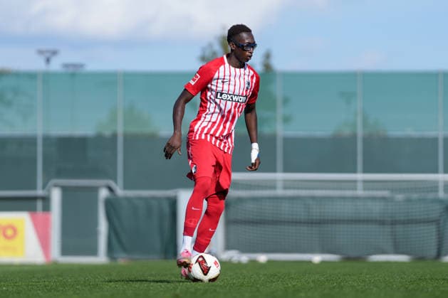 Bismark Adomah (SC Freiburg II, 52) am Ball , Deutschland, Fussball, Testspiel, SC Freiburg vs. FC Luzern, 03.10.2026, Europa-Park Stadion, Trainingsplatz, Freiburg Freiburg Europa-Park Stadion, Trainingspl Baden-Wuerttemberg Deutschland Copyright: xArnexAmbergx
