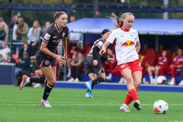 Deutschland: Fußball Google Pixel Frauen-Bundesliga 2026 - 2027, 6. Spieltag - RB Leipzig gegen FSV Mainz 05, Trainingszentrum von RB Leipzig (Leipzig): Lou-Ann Joly (RB Leipzig Frauen, 6) am ball Copyright: xLucasxWalterx