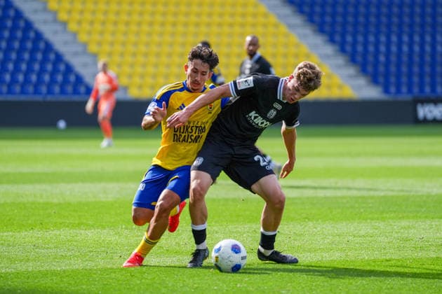 Niederlande: Fussball, Internationales Freundschaftsspiel, Länderspielpause, 3. Liga, Eredivisie, Saison 2026-2027, Kooi Stadion - Leeuwarden (Niederlande), Samstag, 03.10.2026, SC Cambuur Leeuwarden vs SV Meppen: Jason Ceka (SC Cambuur Leeuwarden, 30) und Henrik Wittrock (SV Meppen, 24) Copyright: xMichelxWittex