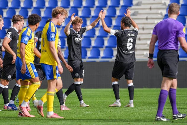 Niederlande: Fussball, Internationales Freundschaftsspiel, Länderspielpause, 3. Liga, Eredivisie, Saison 2026-2027, Kooi Stadion - Leeuwarden (Niederlande), Samstag, 03.10.2026, SC Cambuur Leeuwarden vs SV Meppen: Jubel über das 2:1 für den SV Meppen. Nikell Touglo (SV Meppen, 20) Copyright: xMichelxWittex