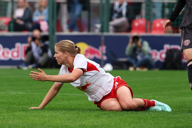 Deutschland: Fußball Google Pixel Frauen-Bundesliga 2026 - 2027, 6. Spieltag - RB Leipzig gegen FSV Mainz 05, Trainingszentrum von RB Leipzig (Leipzig): Freisteller von Emilia Ãsgeirsdottir (RB Leipzig Frauen, 8) Copyright: xLucasxWalterx