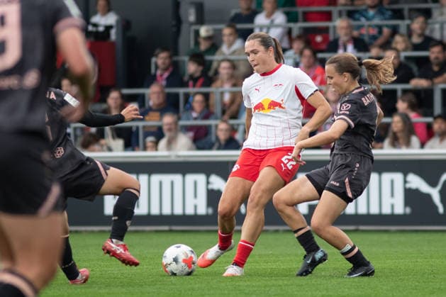 Google Pixel Frauen-Bundesliga, RB Leipzig - FSV Mainz 05; 03.10.2026 Alieke Tuin (22, RB Leipzig). Fußball, Google Pixel Frauen-Bundesliga, Saison 2026 2027, 6. Spieltag: RB Leipzig vs. FSV Mainz 05 am 03.10.2026, Trainingszentrum Cottaweg, Leipzig. DFB REGULATIONS PROHIBIT ANY USE OF PHOTOGRAPHS AS IMAGE SEQUENCES AND OR QUASI-VIDEO. Copyright: xBEAUTIFULxSPORTS JanxKaeferx