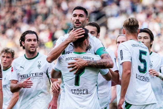 Deutschland: Fußball 2. Bundesliga, 1. Bundesliga, Freundschaftsspiel Saison 2026 27, FC St. Pauli vs Borussia Moenchengladbach Millerntor-Stadion (Hamburg St. Pauli): 1:0 für Borussia Moenchengladbach durch Tim Kleindienst (Borussia Moenchengladbach, 11), Jubel, Emotion Copyright: xStefanxTrochax