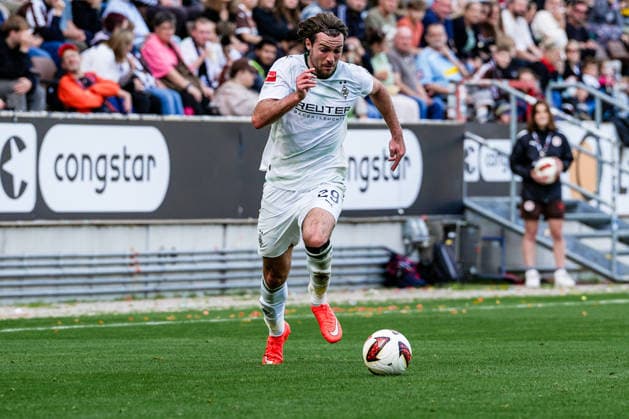 Deutschland: Fußball 2. Bundesliga, 1. Bundesliga, Freundschaftsspiel Saison 2026 27, FC St. Pauli vs Borussia Moenchengladbach Millerntor-Stadion (Hamburg St. Pauli): Joe Scally (Borussia Moenchengladbach, 29), Freisteller Copyright: xStefanxTrochax