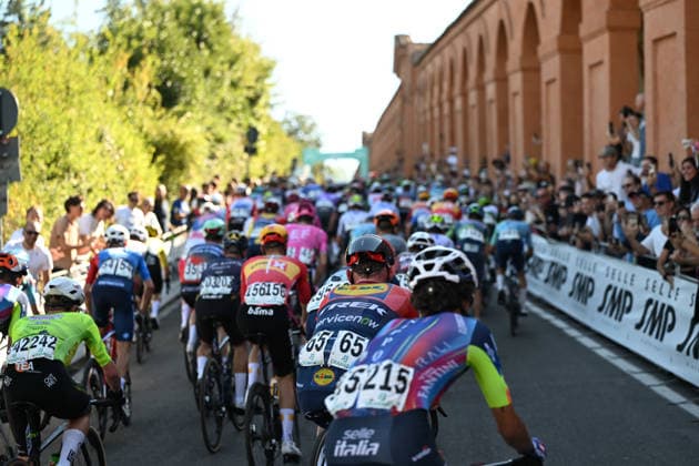 03-10-2026 Giro Dell emilia; Bologna - San Luca; 
