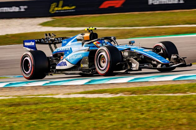 RECORD DATE NOT STATED 3rd October 2026; Sepang IC, Kuala Lumpur, Malaysia; Formula 1, Bahrain Grand Prix, Qualifying Day; Carlos Sainz Jr (55) of Spain and Atlassian Williams F1 Team during qualifying at the Bahrain Grand Prix StephenxBlackberry