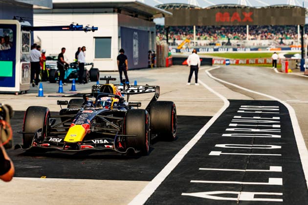 RECORD DATE NOT STATED 3rd October 2026; Sepang IC, Kuala Lumpur, Malaysia; Formula 1, Bahrain Grand Prix, Qualifying Day; Oracle Red Bull Racing driver Max Verstappen of Netherlands celebrates getting pole position in Qualifying at the Bahrain Grand Prix StephenxBlackberry