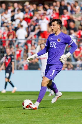 KOELN, GERMANY - OCTOBER 3, 2026: Arne Schulz (FC Viktoria Köln, 1) during the friendly match between FC Viktoria Köln vs. 1. FC Köln at the Sportpark Hoehenberg on October 3, 2026 in Koeln, Germany. DFL REGULATIONS PROHIBIT ANY USE OF PHOTOGRAPHS AS IMAGE SEQUENCES AND OR QUASI-VIDEO. Nordrhein-Westfalen Germany Copyright: xLeahxKohringx