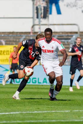 KOELN, GERMANY - OCTOBER 3, 2026: Ragnar Ache (1. FC Köln, 9) during the friendly match between FC Viktoria Köln vs. 1. FC Köln at the Sportpark Hoehenberg on October 3, 2026 in Koeln, Germany. DFL REGULATIONS PROHIBIT ANY USE OF PHOTOGRAPHS AS IMAGE SEQUENCES AND OR QUASI-VIDEO. Nordrhein-Westfalen Germany Copyright: xLeahxKohringx