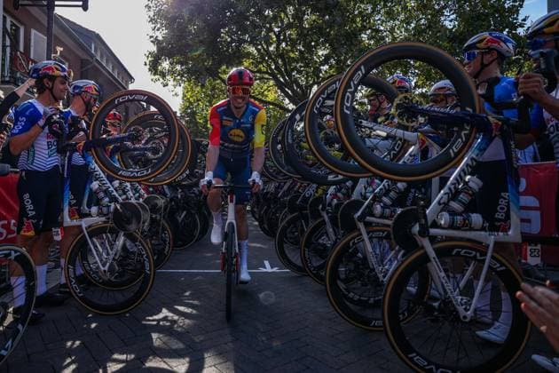 Radsport UCI ProSeries Men Elite 20. Sparkassen Münsterland Giro am 03.10.2026 Maximilian Richard Walscheid (Lidl-Trek) wird verabschiedet