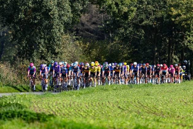 Radsport UCI ProSeries Men Elite 20. Sparkassen Münsterland Giro am 03.10.2026 Das Peloton bei Ramsdorf