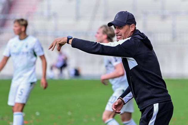 Alexander Blessin Trainer ( Gladbach ) Deutschland , Hamburg Millerntorstadion , Fussball , 1. und 2. . Bundesliga , FC St Pauli - Borussia Mönchengladbach