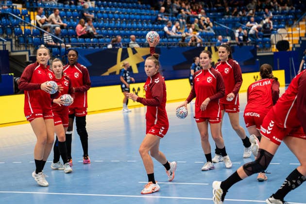 HSG Blomberg-Lippe (GER) vs. HC Podravka (CRO), Handball, EHF Champions League Women, Gruppenphase, 3.10.2026, Saision 2026 2027, Lemgo Spielerinnen von HC Podravka (CRO) beim Aufwaermen Lemgo Phoenix Contact Arena Deutschland