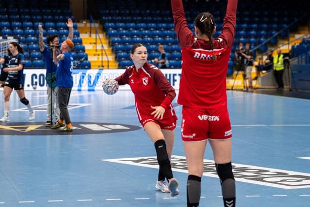 HSG Blomberg-Lippe (GER) vs. HC Podravka (CRO), Handball, EHF Champions League Women, Gruppenphase, 3.10.2026, Saision 2026 2027, Lemgo Spielerinnen von HC Podravka (CRO) beim Aufwaermen Lemgo Phoenix Contact Arena Deutschland