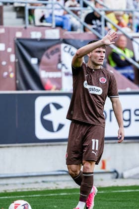 Deutschland: Fußball 2. Bundesliga, 1. Bundesliga, Freundschaftsspiel Saison 2026 27, FC St. Pauli vs Borussia Moenchengladbach Millerntor-Stadion (Hamburg St. Pauli): Arkadiusz Pyrka (FC St. Pauli, 11), Freisteller Copyright: xStefanxTrochax