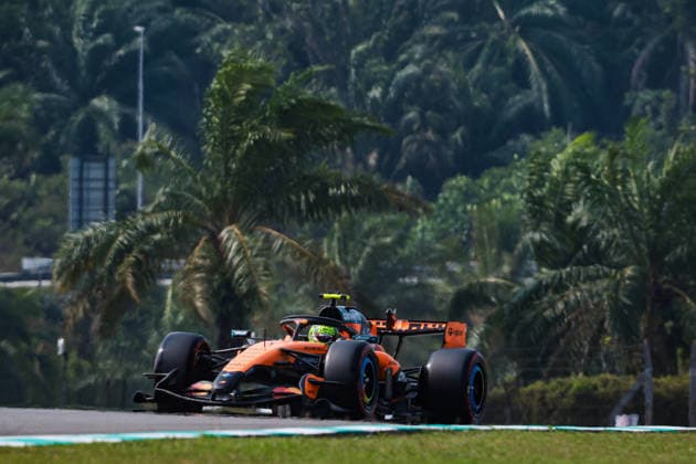 F1 - BAHRAIN GRAND PRIX IN MALAYSIA 2026 01 NORRIS Lando (gbr), McLaren F1 Team MCL40, action during the 2026 Formula 1 Bahrain Grand Prix in Malaysia, 16th round of the 2026 Formula One World Championship, WM, Weltmeisterschaft from October 2 to 4, 2026 on the Sepang International Circuit, in Sepang, Malaysia - SepangMalaysia  Copyright: xEricxAlonsox