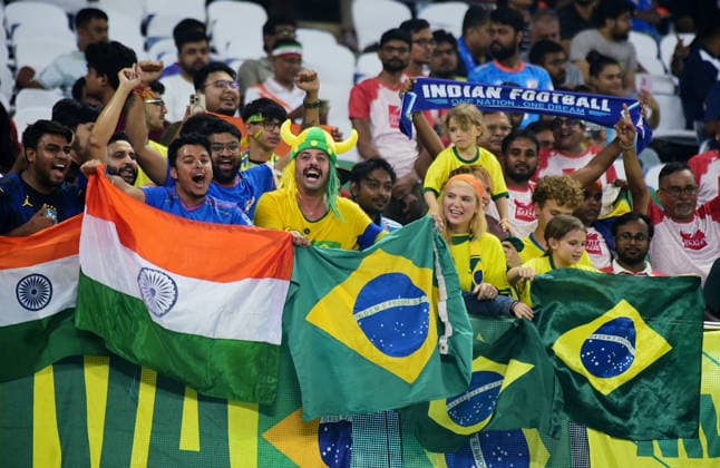 Men s International Friendly, Länderspiel, Nationalmannschaft Football match- India vs Brazil Kolkata, Oct 03 (ANI): Supporters cheer for their teams during the Men s International Friendly football match between India and Brazil at Vivekananda Yuba Bharati Krirangan, in Kolkata on Saturday. Kolkata West Bengal India Copyright: xANIx ANI_20261003312