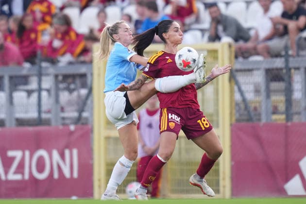Lazio™s Megan Connolly Roma™s Martina Piemonte during the Serie A Women soccer match between Roma and Lazio at the Rome s Tre Fontane stadium, Italy - Saturday October 3, 2026 - Soccer ( Photo by Alfredo Falcone LaPresse )  Copyright: xAlfredoxFalcone LaPressex