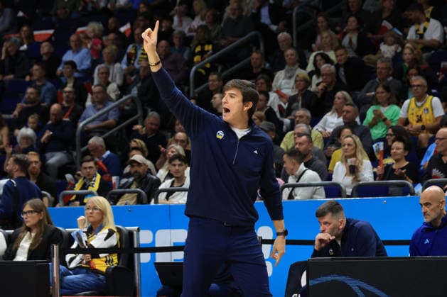 03.10.2026, Deutschland, GER, DEU, Basketball, 1.Bundesliga, 1.Tag, Saison 2026 2027, Berlin, ALBA Berlin vs Bamberg CHEFTRAINER Pedro Calles ( ALBA Berlin ) nordphoto GmbH Engler Berlin Uber-Arena Berlin Deutschland Copyright: xNordphotox xEnglerx