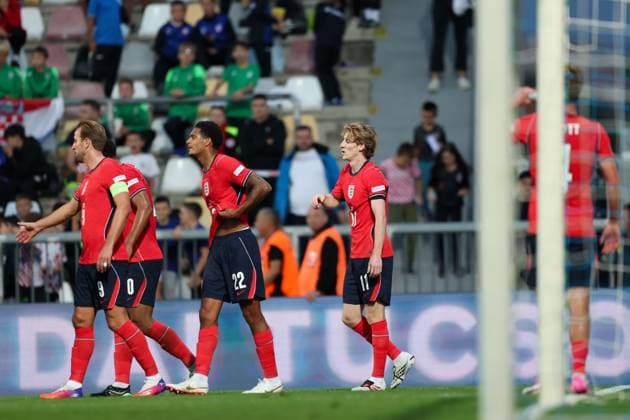 Anthony Gordon of England celebrates their goal to make it 0-3 Croatia v England, UEFA Nations League, Football, Stadion HNK Rijeka, Rijeka, Croatia - 03 Oct 2026Rijeka Stadion HNK Rijeka Croatia  Copyright: xRaddadxJebarah Shutterstockx 17183865be