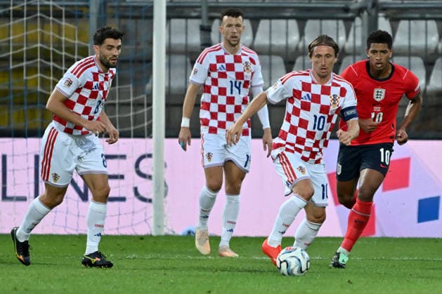 RIJEKA, CROATIA - OCTOBER 03: Luka Modric of Croatia (2R) in action against Jude Bellingham of England (R) during the UEFA Nations League, League A Group A3, match between Croatia and England at Stadion Rujevica, Rijeka on October 03, 2026 in Rijeka, Croatia. (Photo by Igor Kupljenik Sports Press Photo). Copyright: xIgorxKupljenikx xSPPx Sportspressphoto_SPR244589